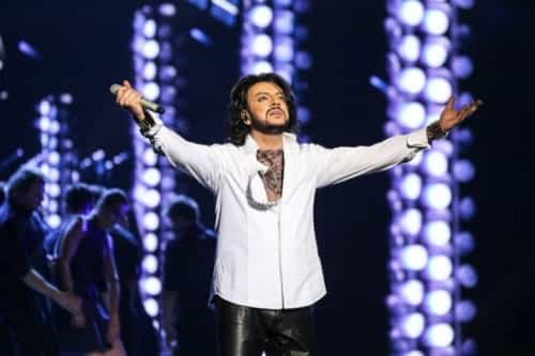 Татуировки филиппа киркорова. У киркорова есть тату. Тату филиппа киркорова. Киркоров тату. Тату киркорова.